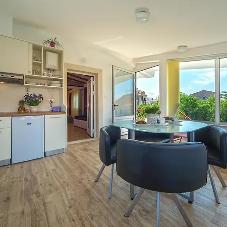 Apartment Cherry-Old Town *