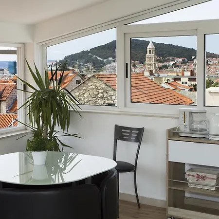 Apartment Cherry-Old Town