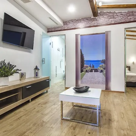 Apartment Cherry-Old Town Split