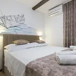 Apartment Cherry-old Town