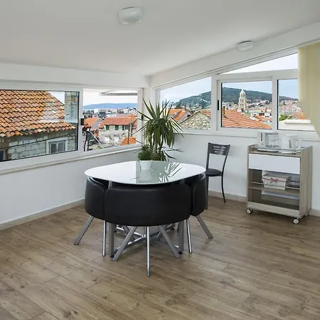 Cherry-old Town Apartamento Split