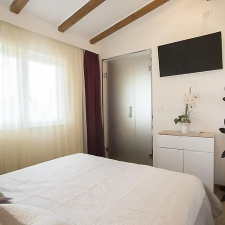 Cherry-old Town 스플리트