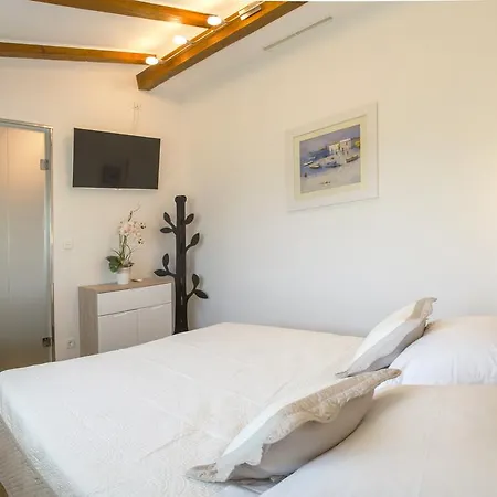 Cherry-old Town 아파트 스플리트